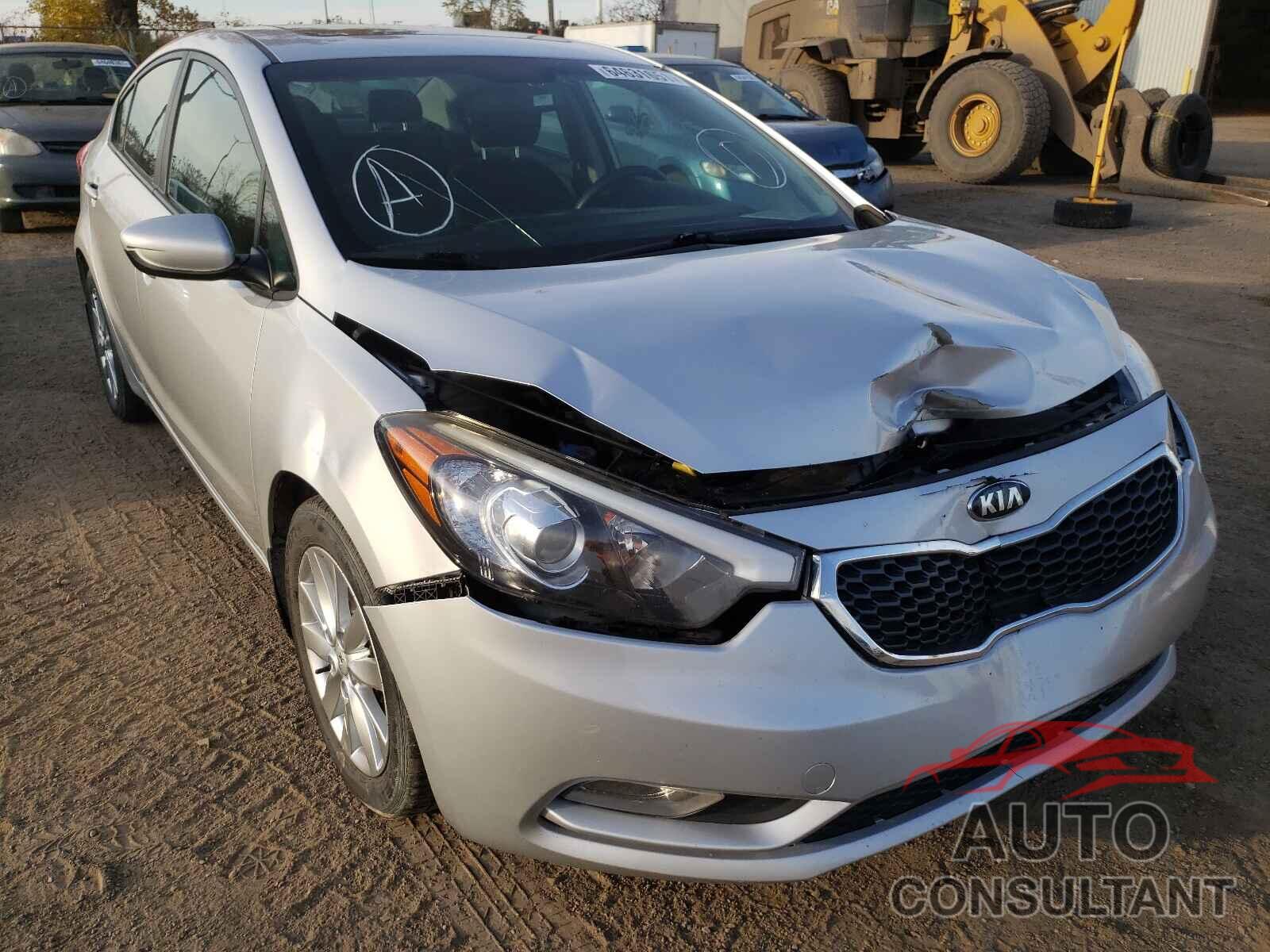 KIA FORTE 2016 - KNAFX4A64G5498505