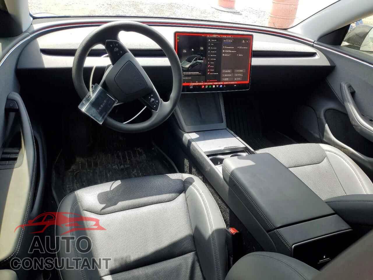 TESLA MODEL 3 2024 - 5YJ3E1EA9RF725245