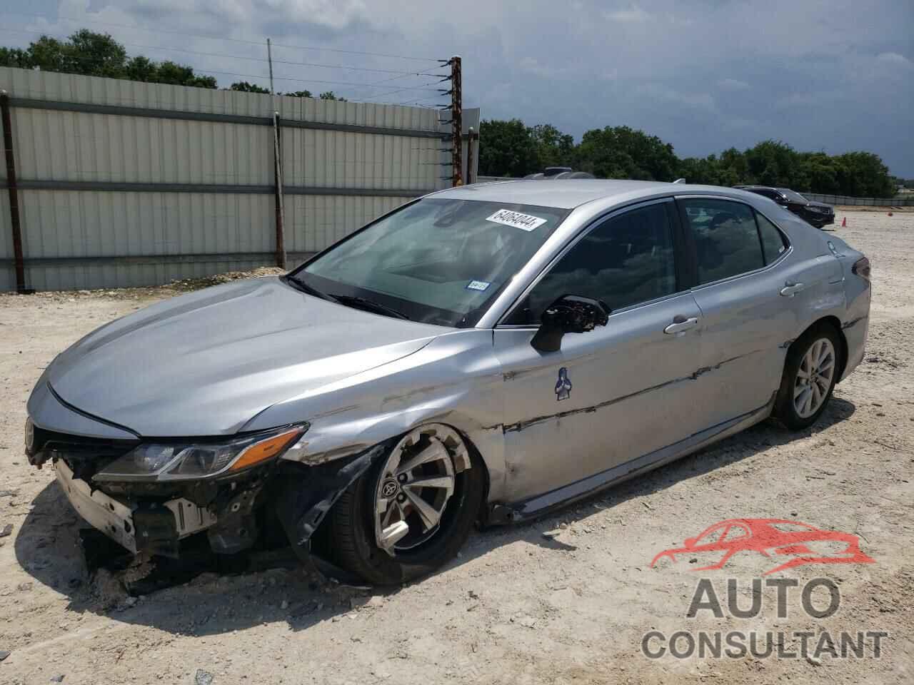 TOYOTA CAMRY 2021 - 4T1C11AK7MU558437