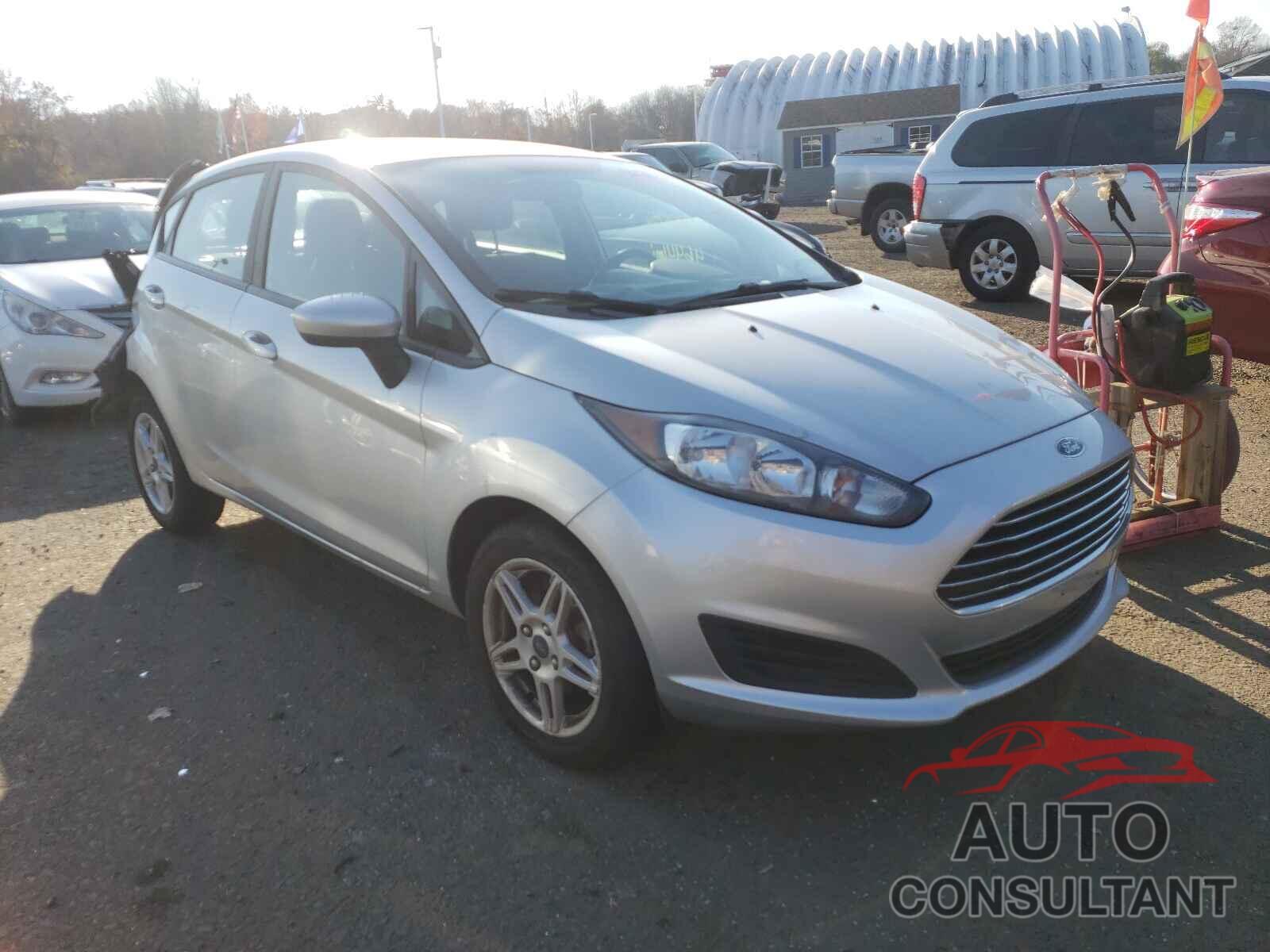 FORD FIESTA 2018 - 3FADP4EJXJM122858