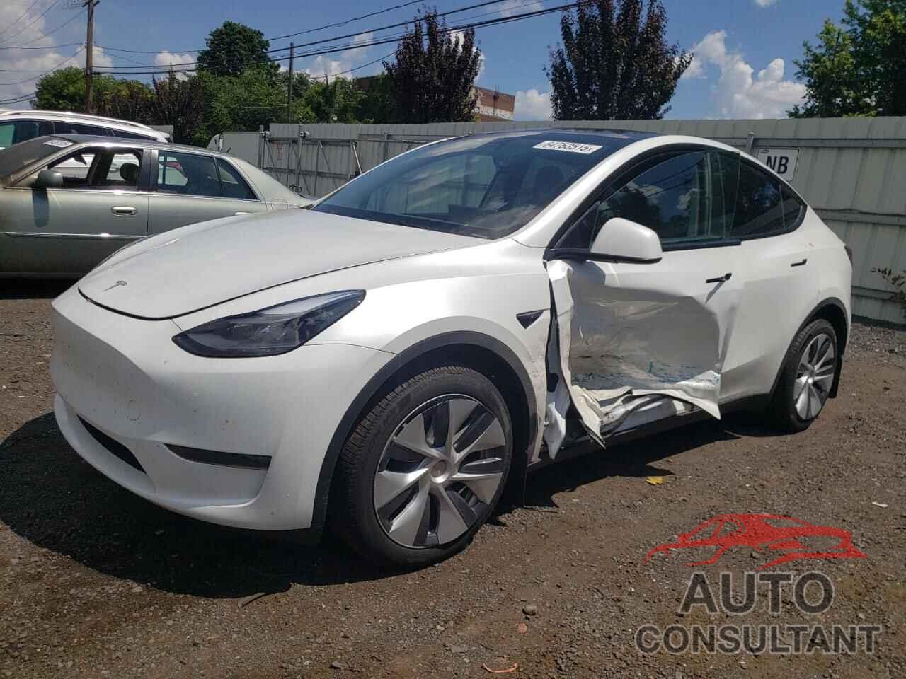 TESLA MODEL Y 2024 - 7SAYGDEE8RA221435