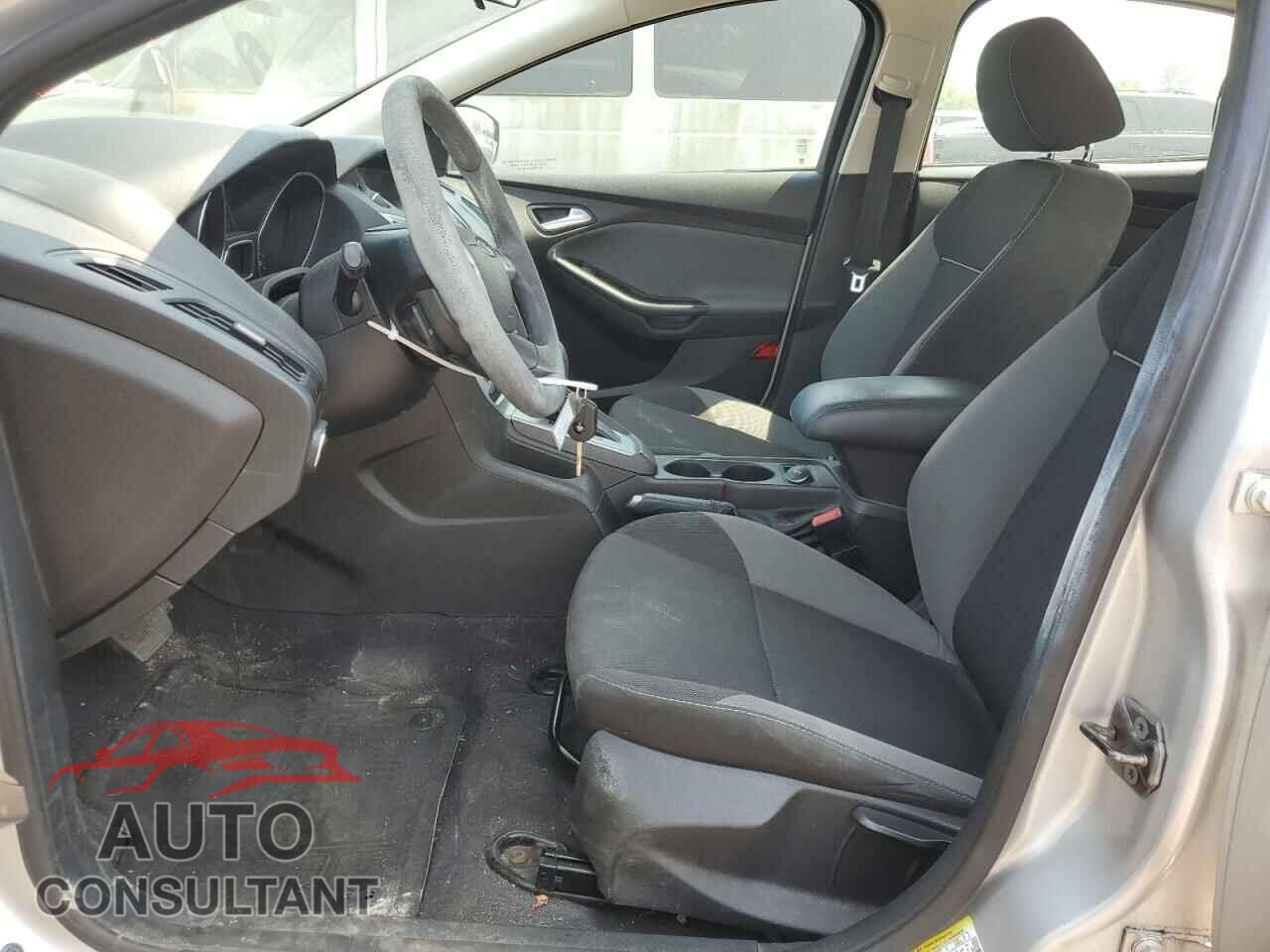 FORD FOCUS 2013 - 1FADP3F22DL256111