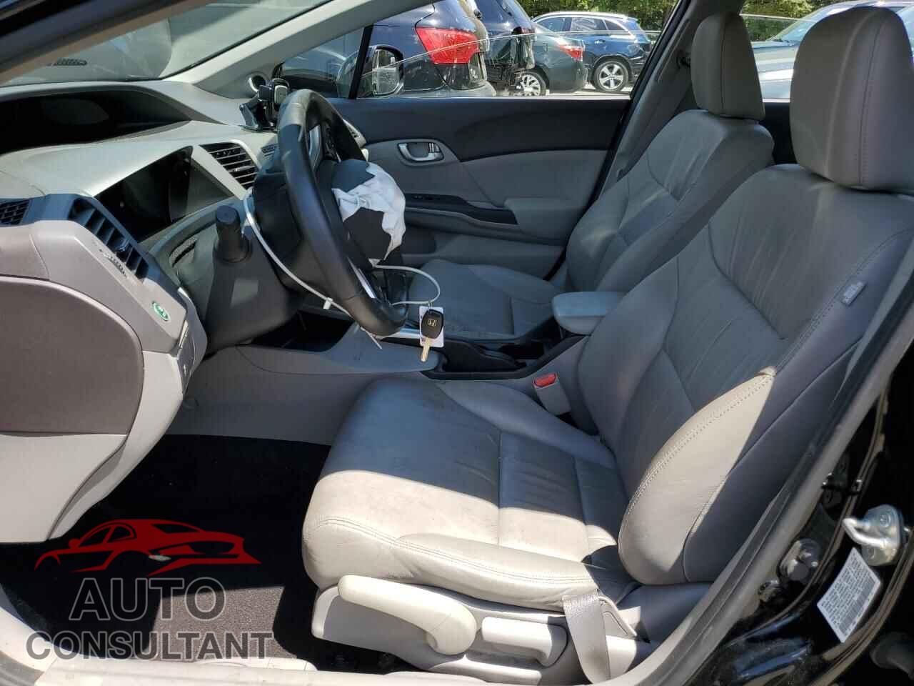 HONDA CIVIC 2012 - 19XFB2F90CE035610