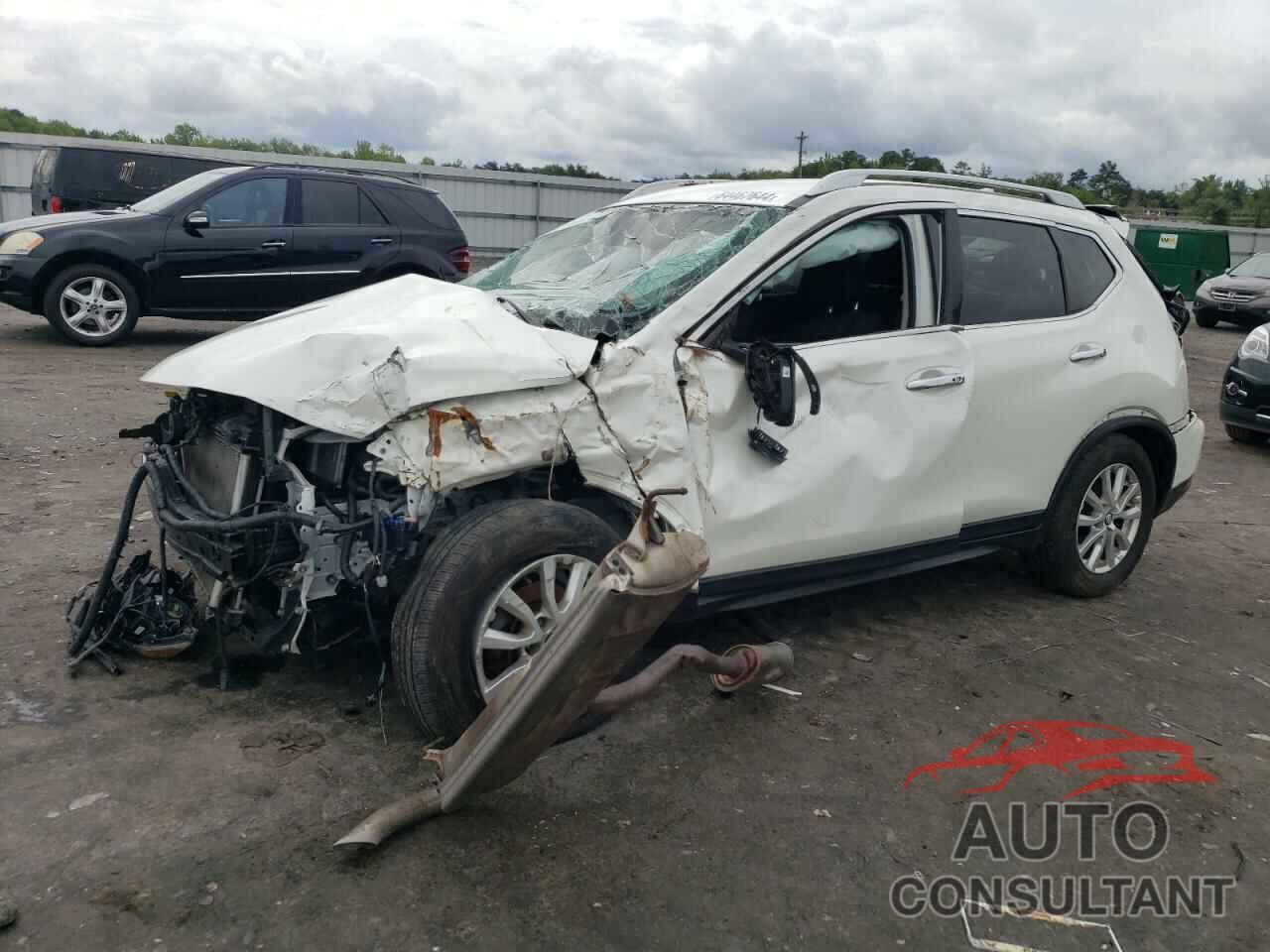 NISSAN ROGUE 2017 - KNMAT2MV0HP519467