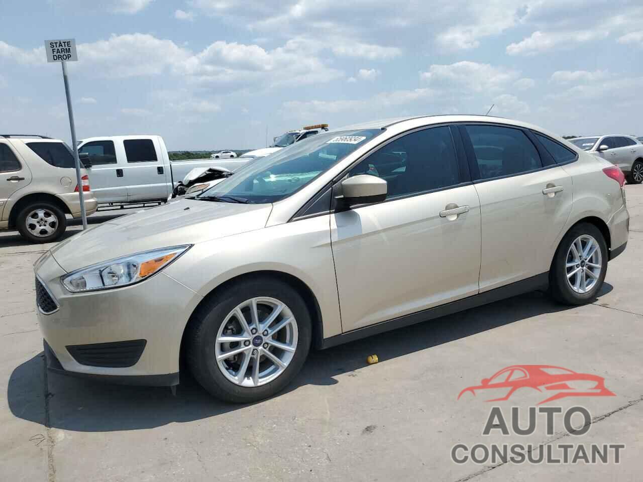 FORD FOCUS 2018 - 1FADP3F26JL311414