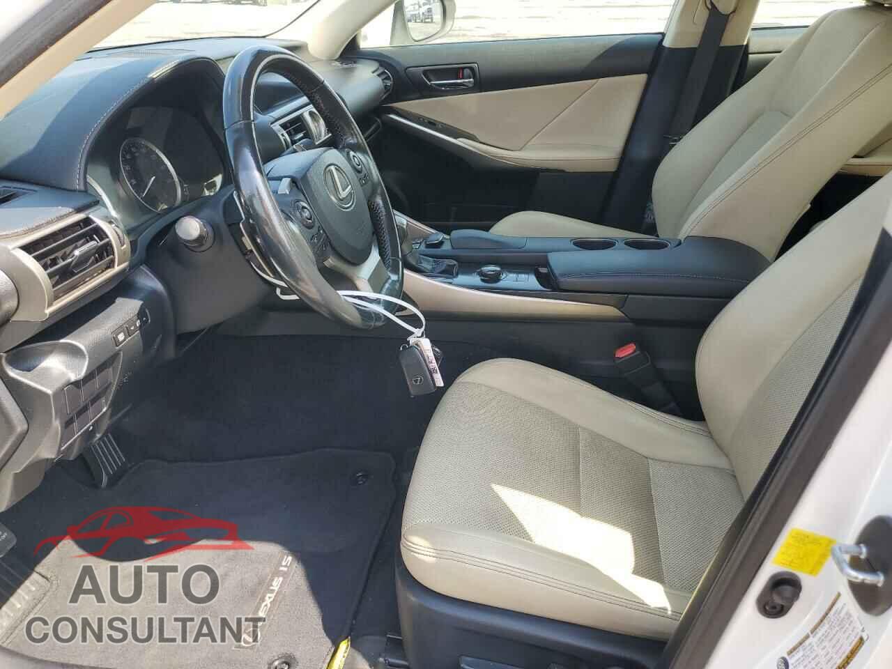 LEXUS IS 2014 - JTHBF1D24E5025579