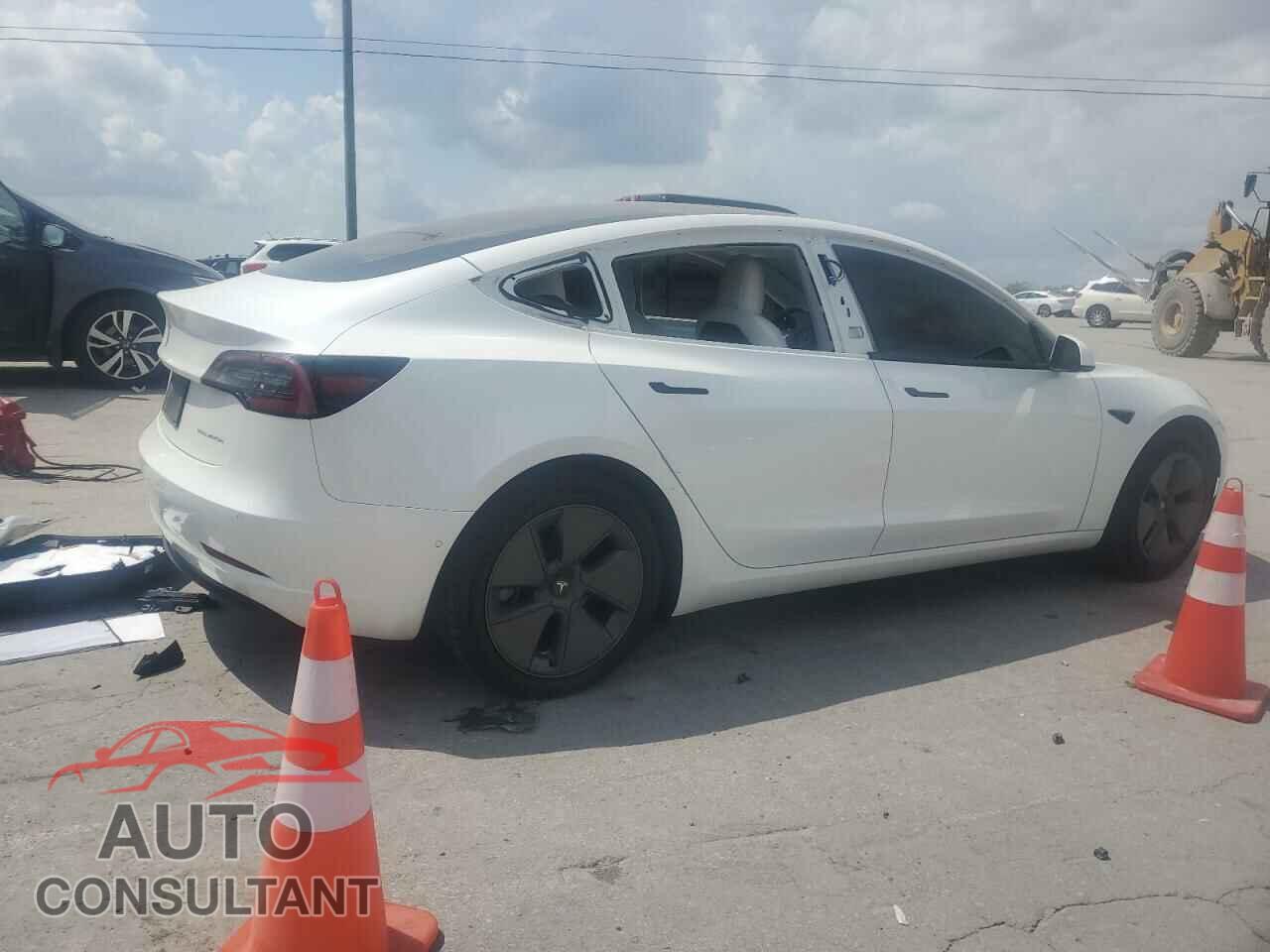 TESLA MODEL 3 2021 - 5YJ3E1EB2MF092007