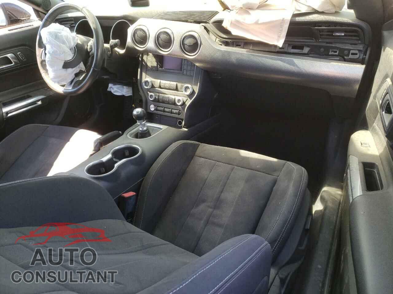 FORD MUSTANG 2021 - 1FA6P8CF1M5110137