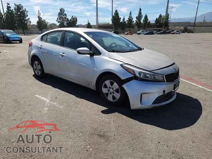 KIA FORTE 2017 - 3KPFK4A77HE028775