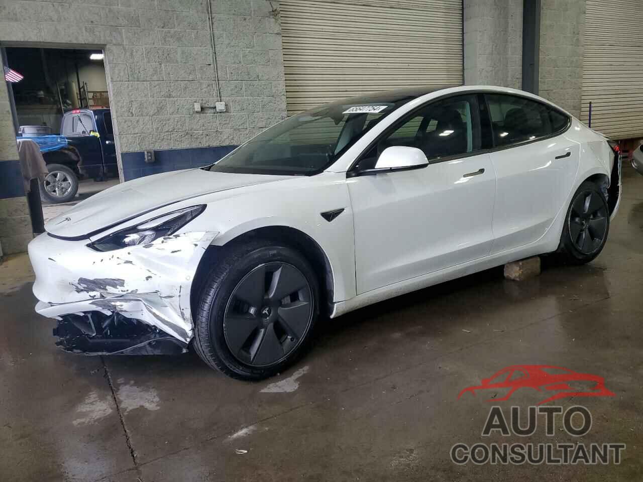 TESLA MODEL 3 2021 - 5YJ3E1EA4MF915284