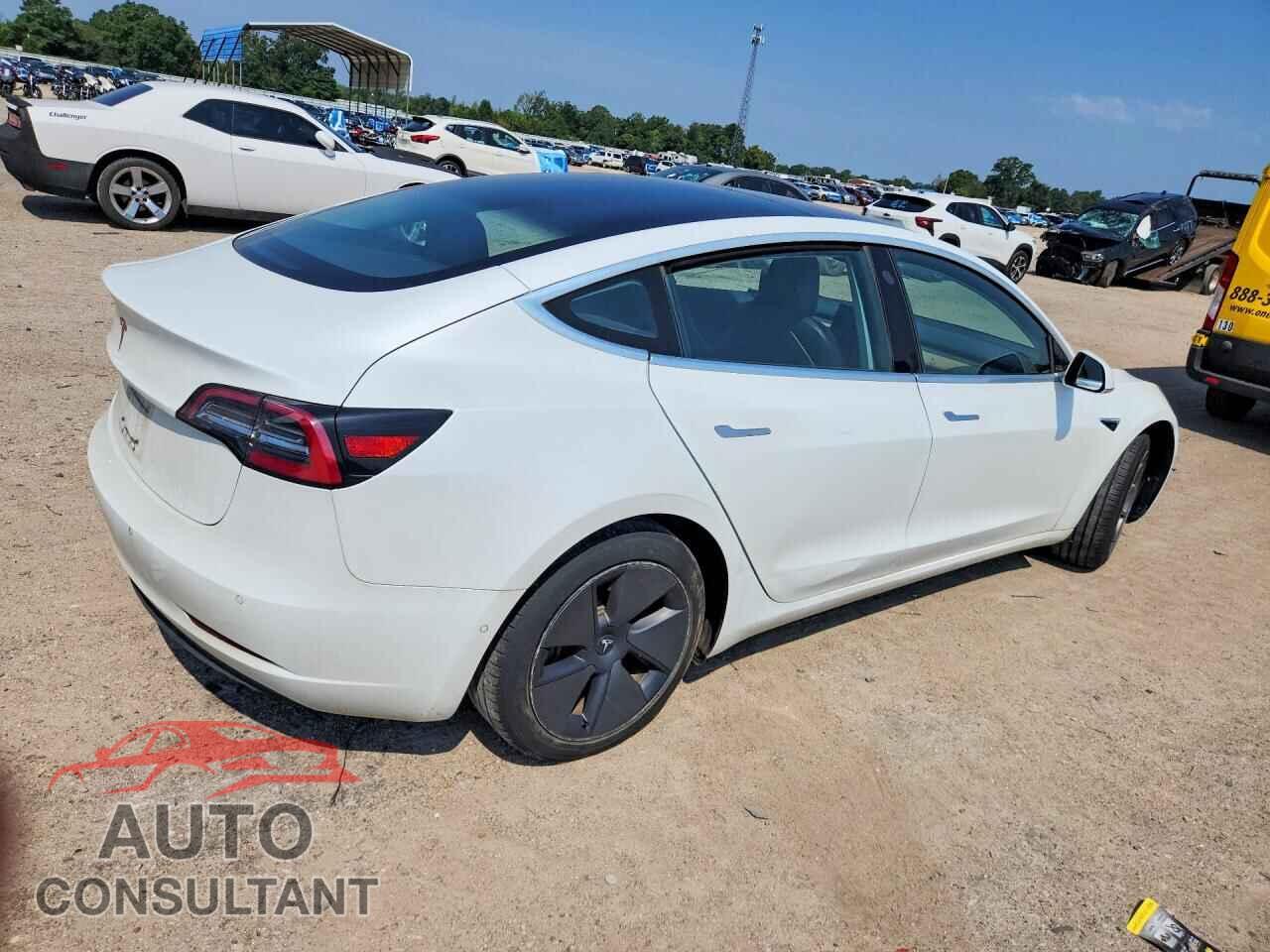 TESLA MODEL 3 2018 - 5YJ3E1EA0JF053984
