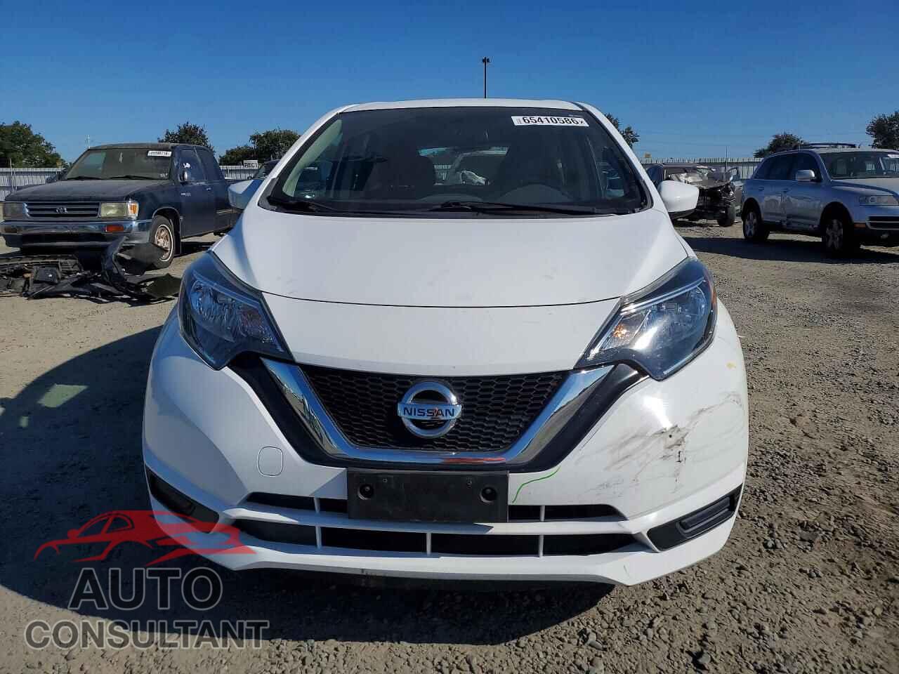 NISSAN VERSA 2017 - 3N1CE2CP3HL361517