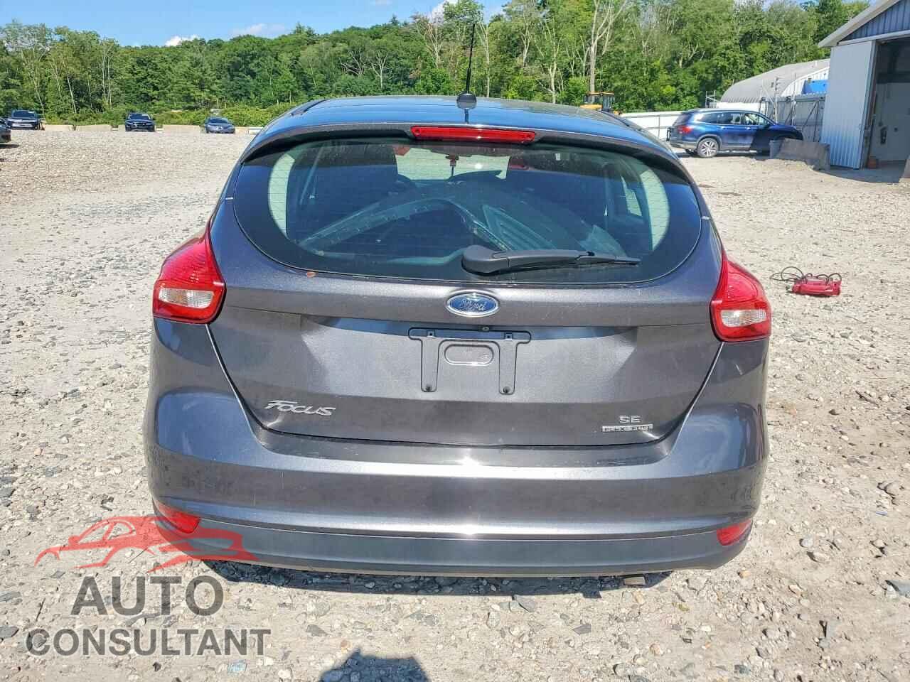 FORD FOCUS 2015 - 1FADP3K20FL302060