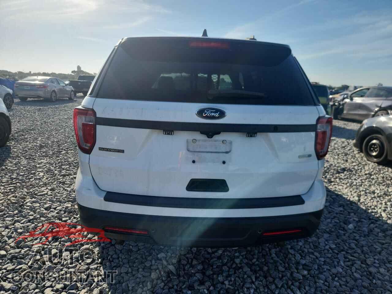 FORD EXPLORER 2018 - 1FM5K8AR9JGB19276