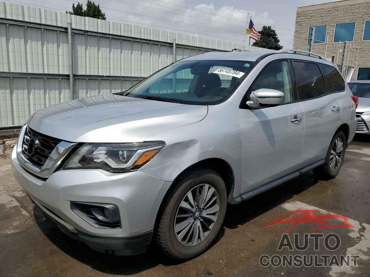 NISSAN PATHFINDER 2017 - 5N1DR2MN5HC697356