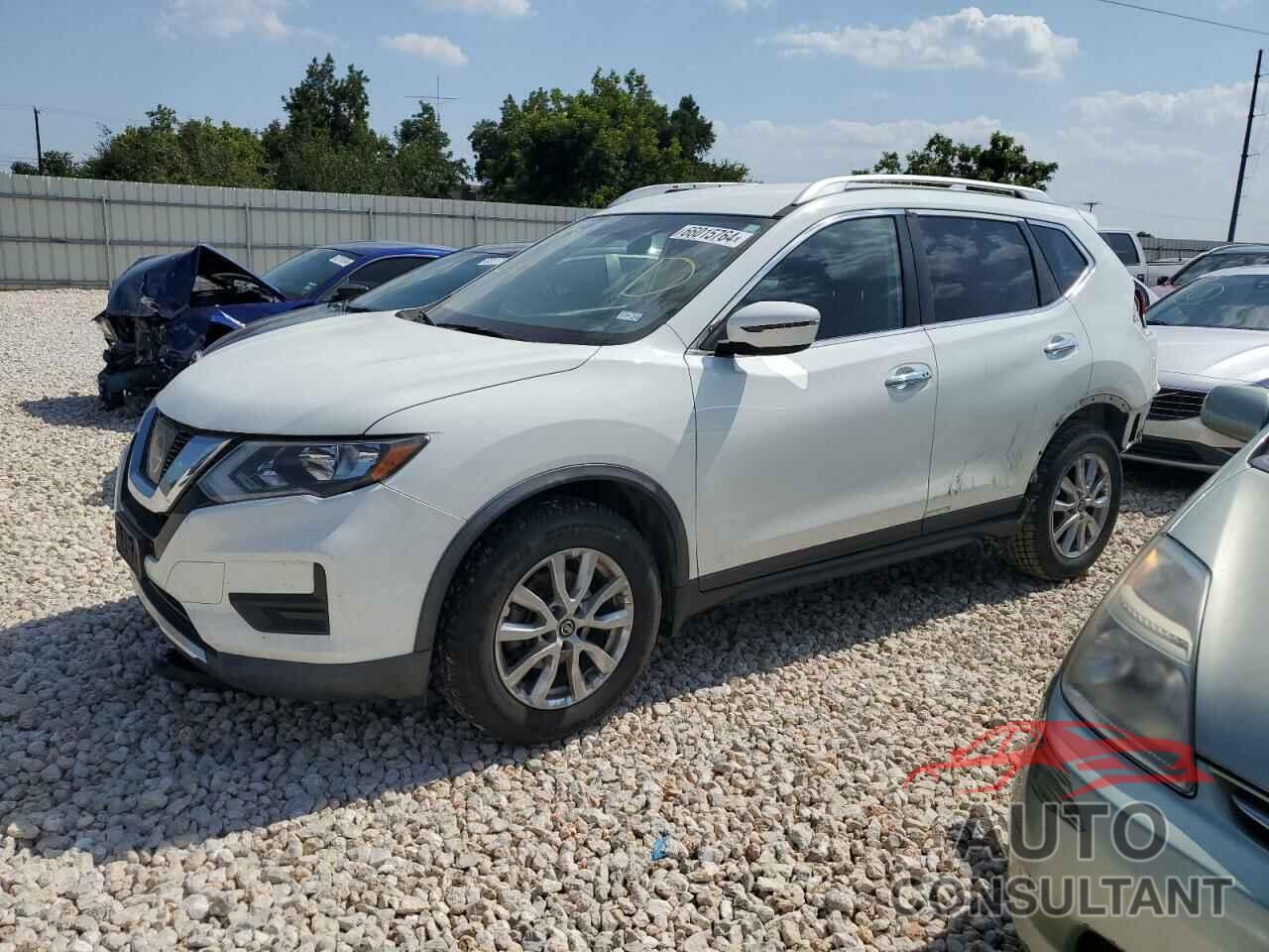 NISSAN ROGUE 2017 - KNMAT2MT3HP609985