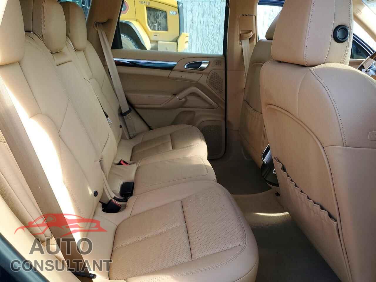 PORSCHE CAYENNE 2014 - WP1AA2A29ELA02458