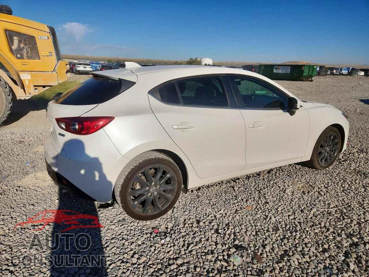 MAZDA 3 2015 - JM1BM1L39F1238053