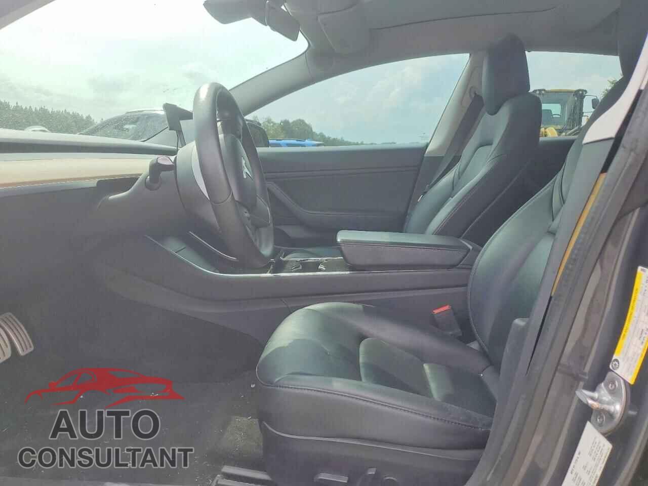 TESLA MODEL 3 2020 - 5YJ3E1EC3LF669263