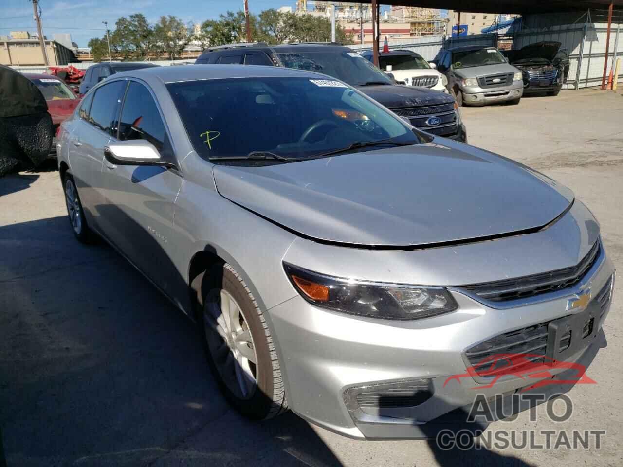 CHEVROLET MALIBU 2017 - 1G1ZE5ST3HF212387