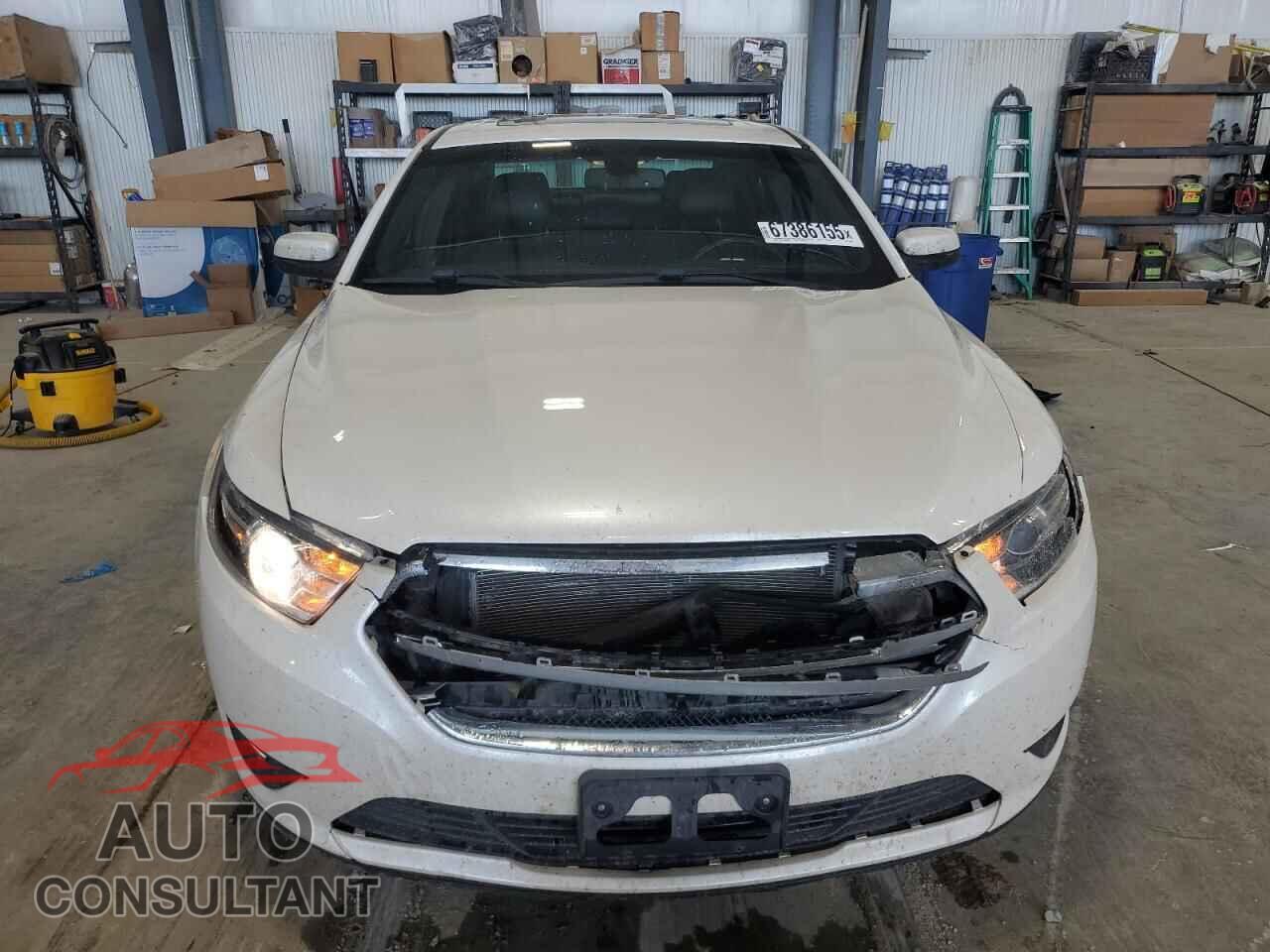 FORD TAURUS 2015 - 1FAHP2E86FG183029