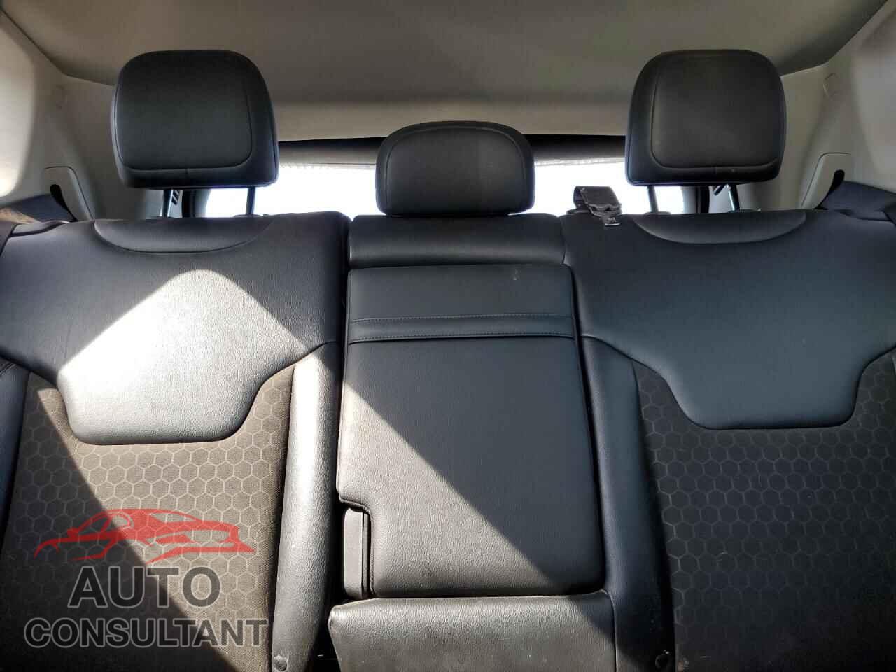 JEEP COMPASS 2020 - 3C4NJDBB2LT104537