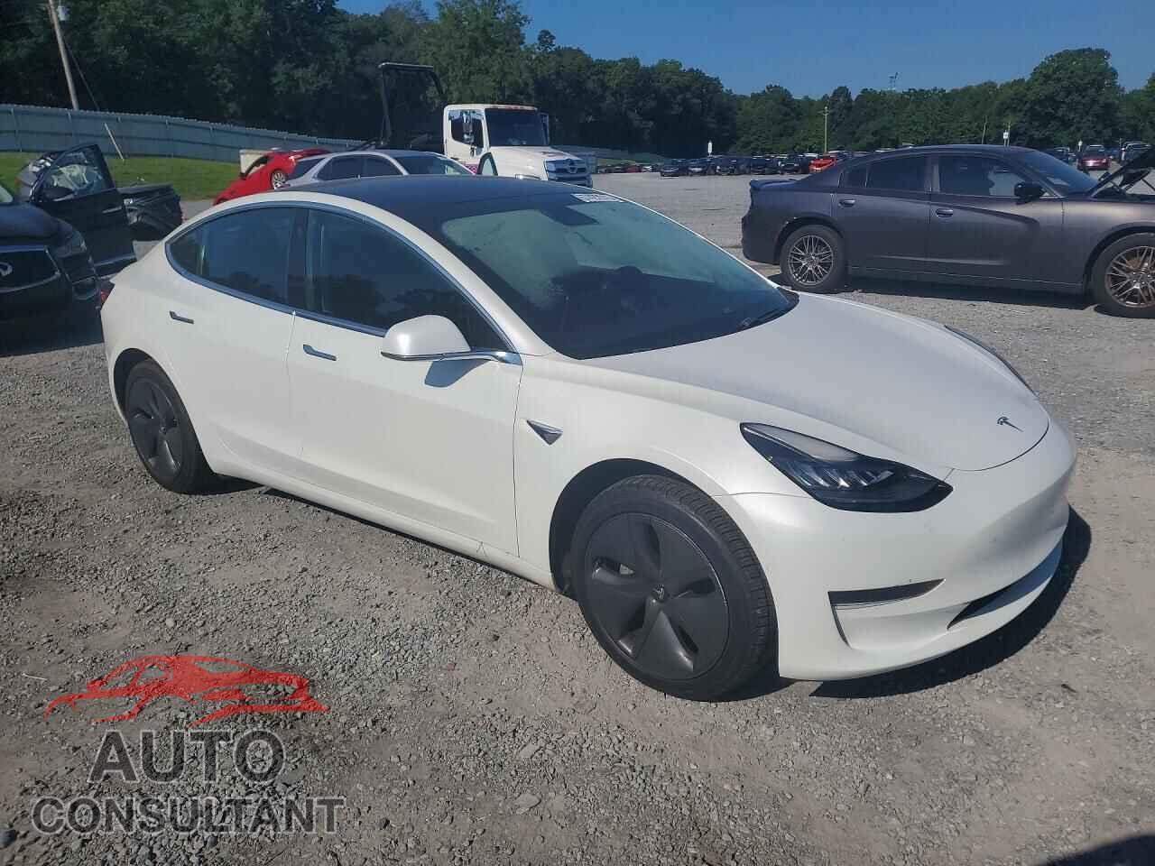 TESLA MODEL 3 2019 - 5YJ3E1EA0KF484097