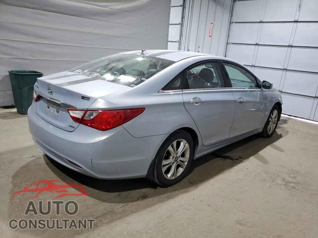 HYUNDAI SONATA 2013 - 5NPEC4AC5DH618064