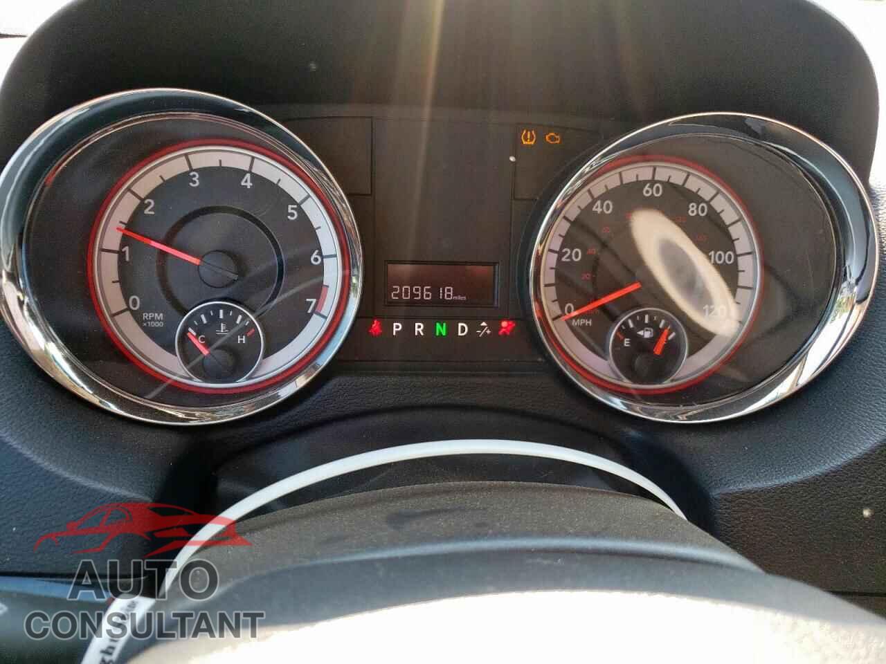 DODGE CARAVAN 2012 - 2C4RDGBG4CR350174