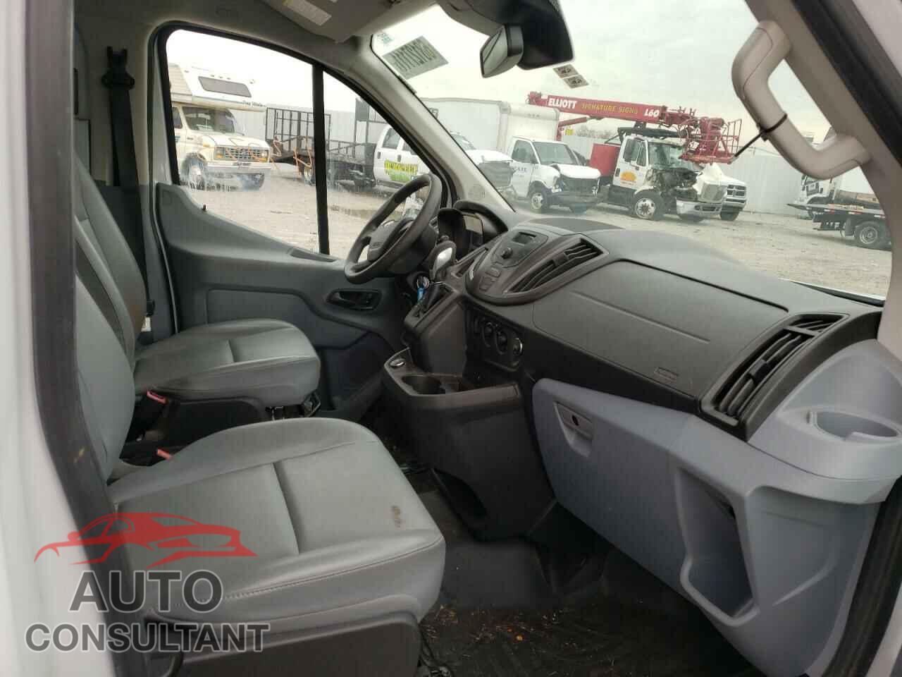 FORD TRANSIT CO 2019 - 1FTYR2YM4KKA98159