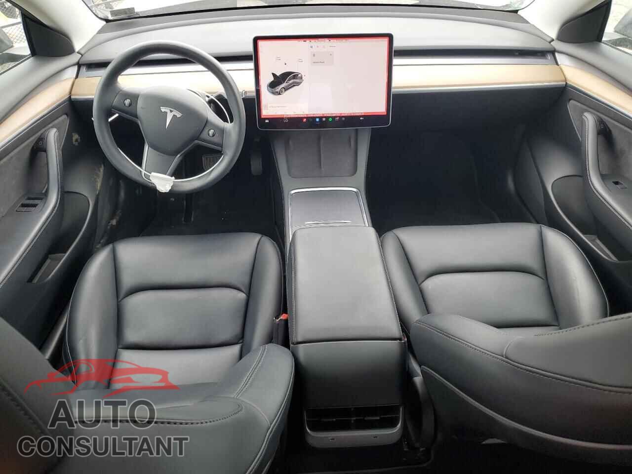TESLA MODEL 3 2021 - 5YJ3E1EBXMF975076