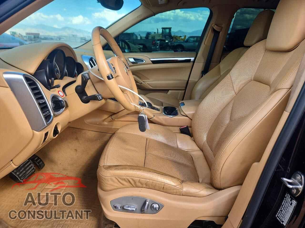 PORSCHE CAYENNE 2012 - WP1AA2A25CLA02616