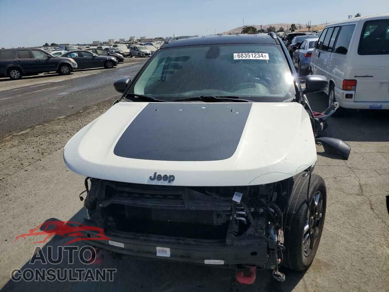 JEEP COMPASS 2017 - 3C4NJDDB8HT675132