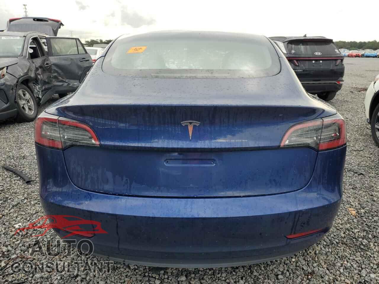 TESLA MODEL 3 2023 - 5YJ3E1EA0PF657947
