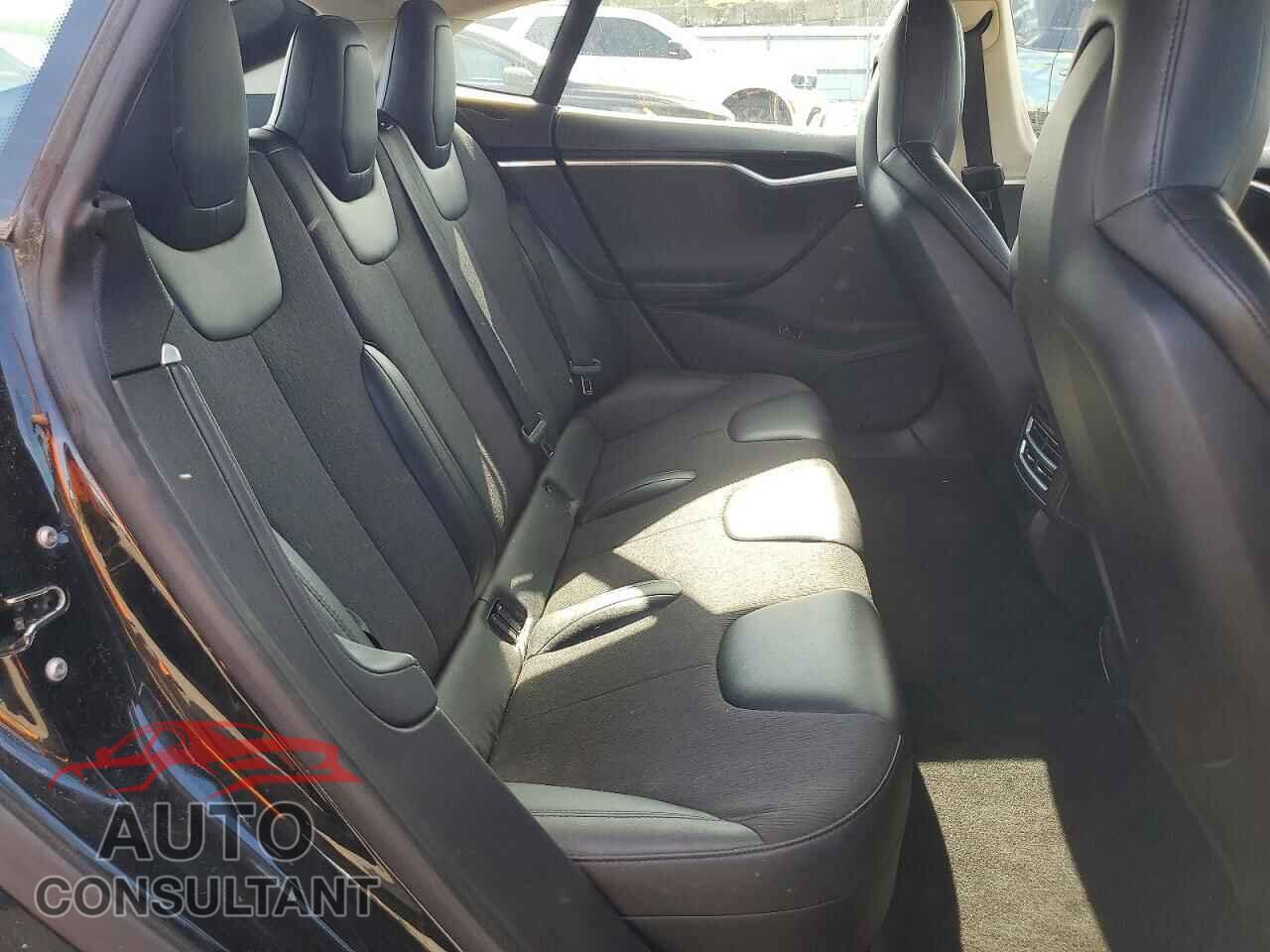 TESLA MODEL S 2014 - 5YJSA1S15EFP67448