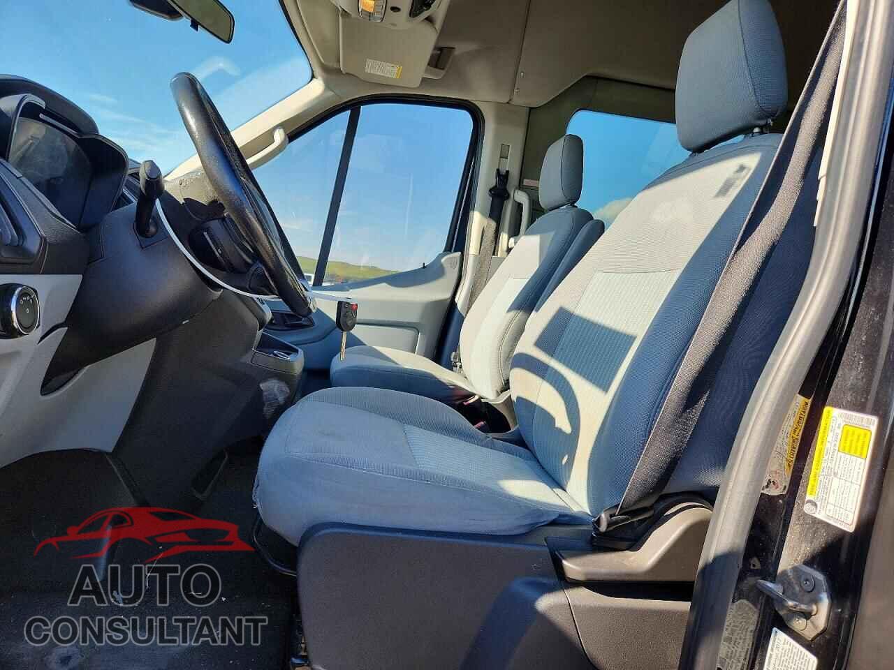 FORD TRANSIT 2017 - 1FBVU4XG2HKB08080