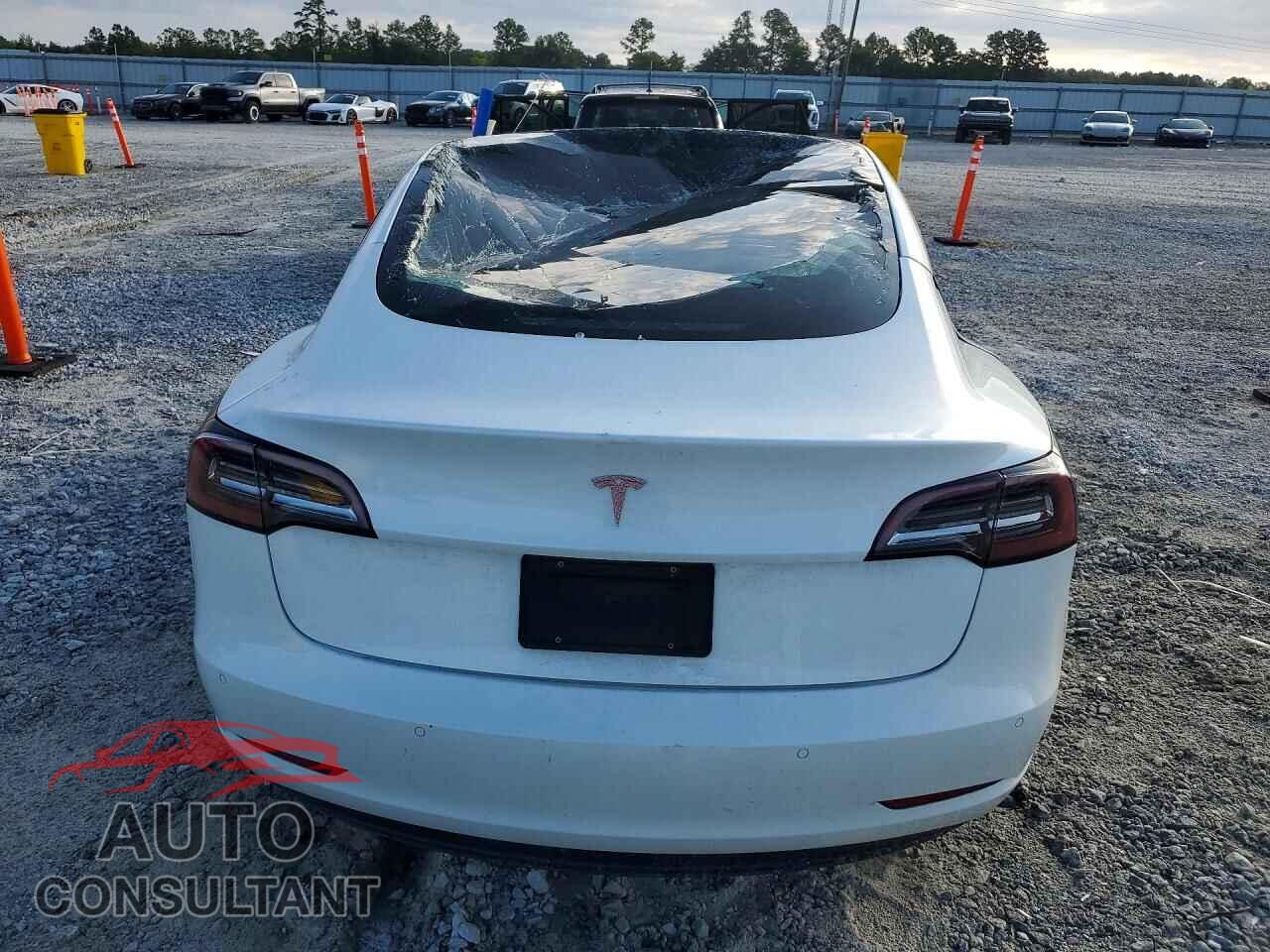 TESLA MODEL 3 2022 - 5YJ3E1EA2NF129680