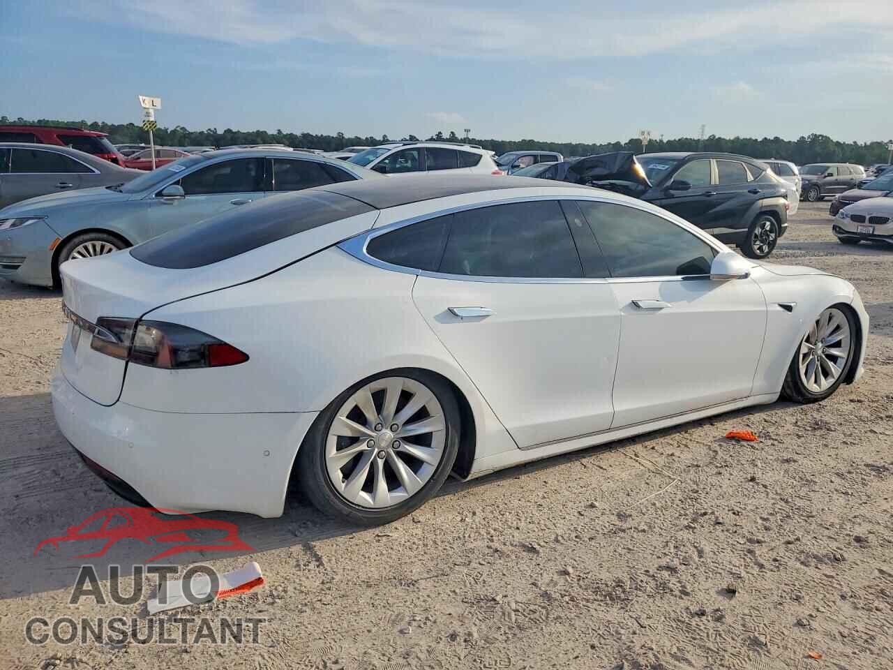 TESLA MODEL S 2020 - 5YJSA1E29LF363165