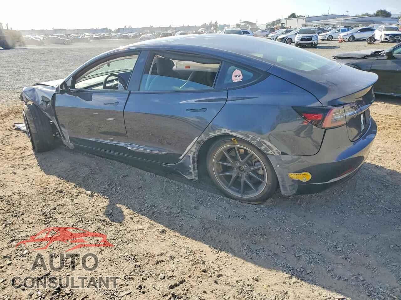 TESLA MODEL 3 2021 - 5YJ3E1EA1MF940076