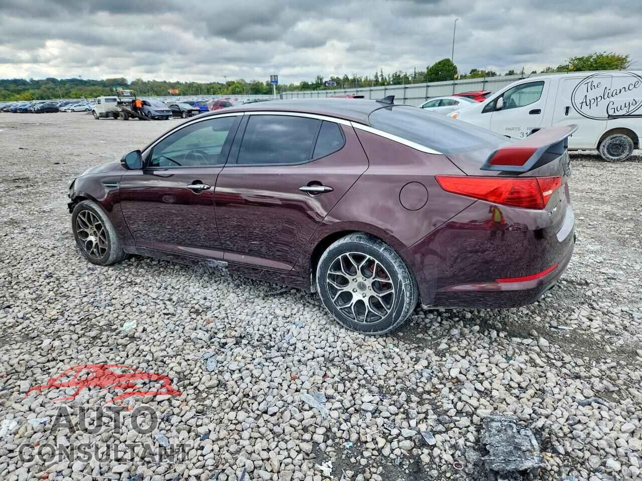 KIA OPTIMA 2011 - KNAGN4A72B5102986