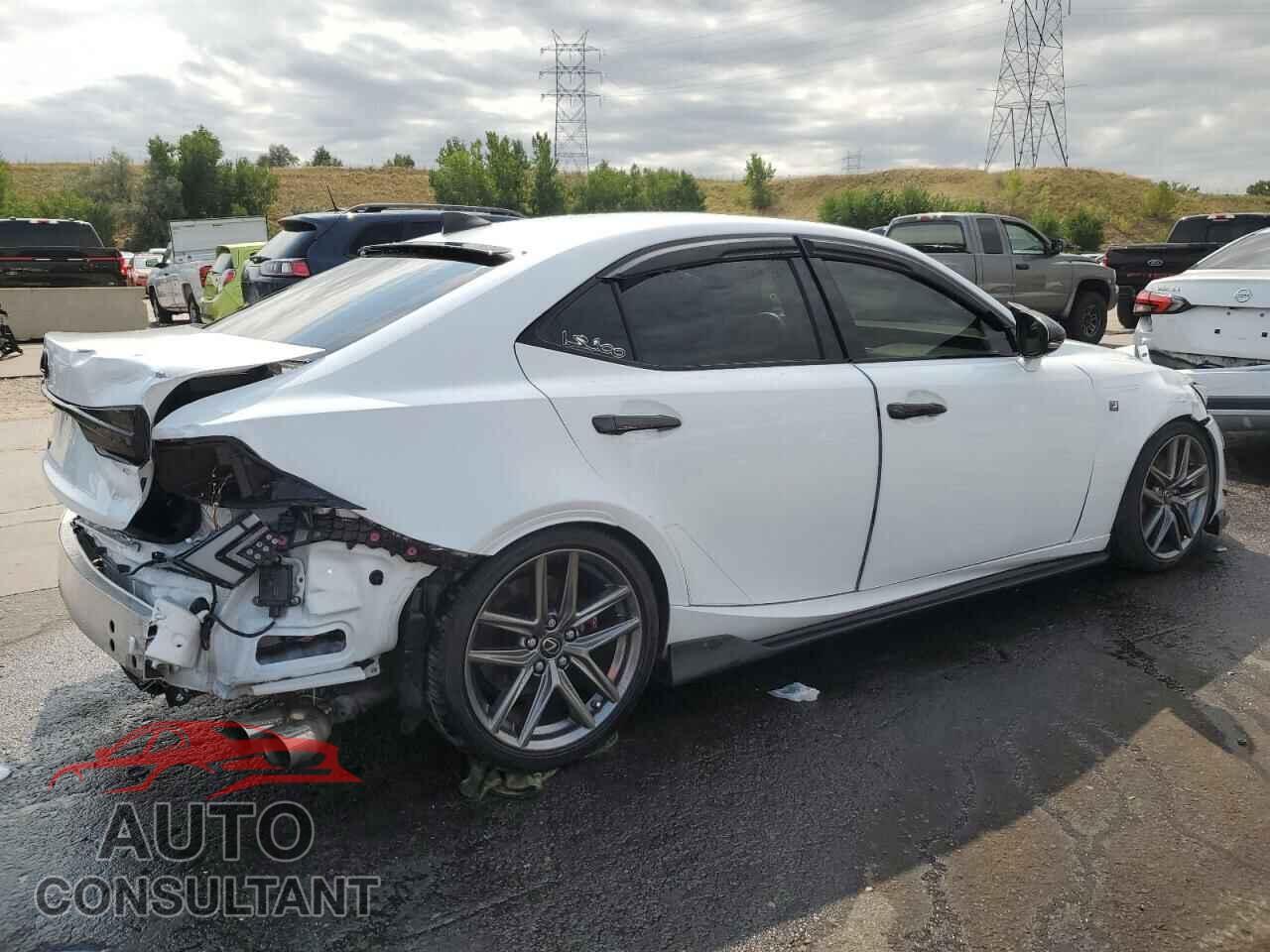LEXUS IS 2018 - JTHC81D23J5032435