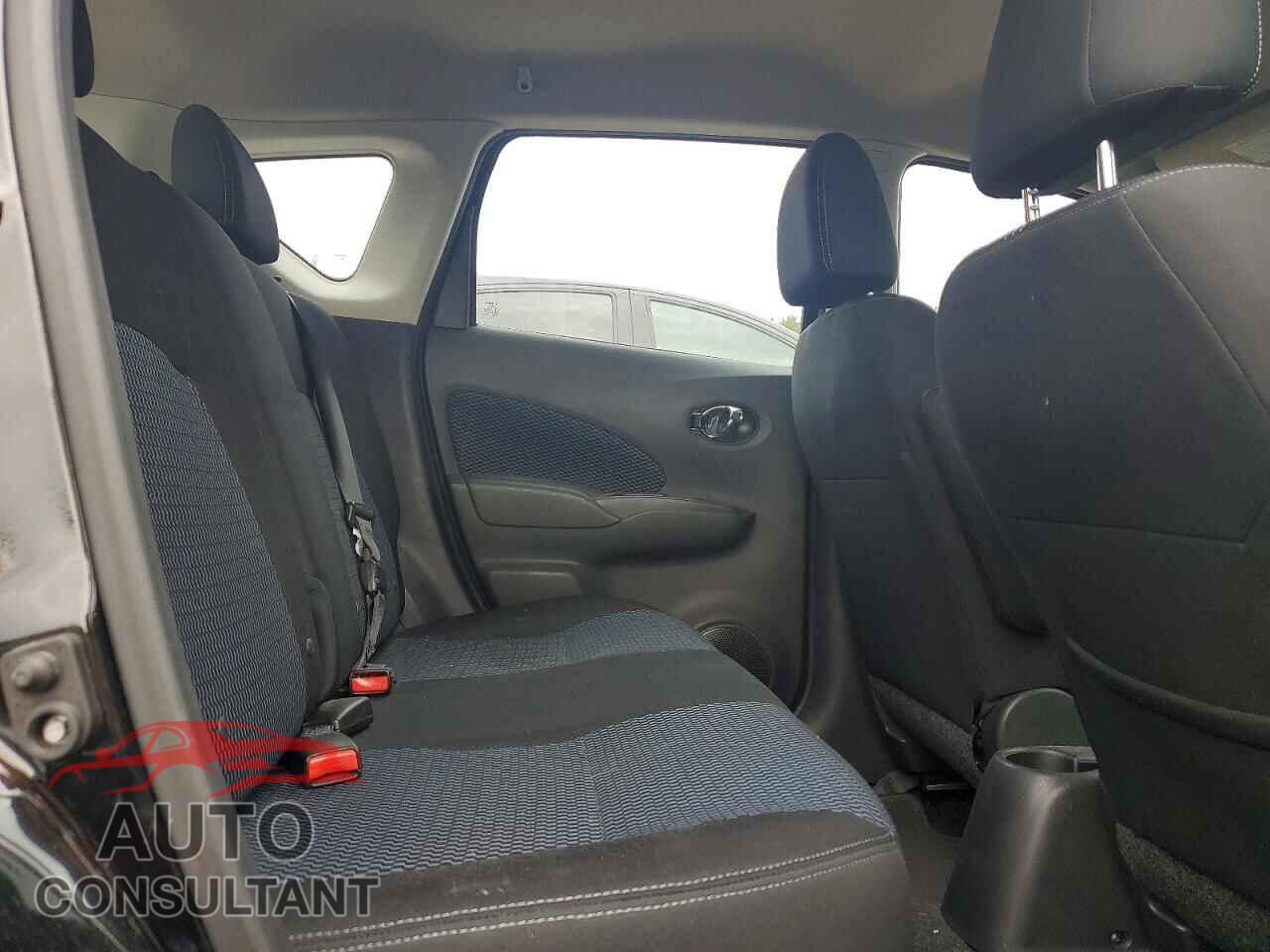 NISSAN VERSA 2017 - 3N1CE2CP3HL378592