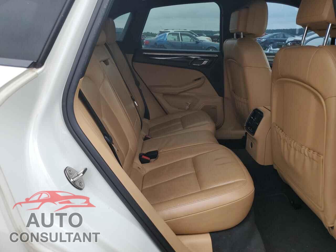 PORSCHE MACAN 2018 - WP1AA2A55JLB03663