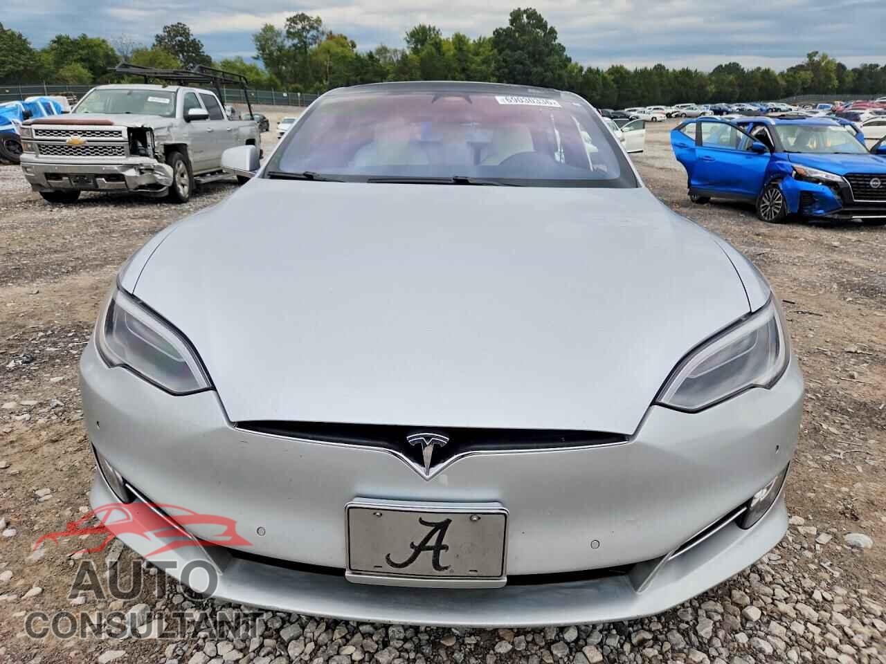 TESLA MODEL S 2018 - 5YJSA1E23JF261325