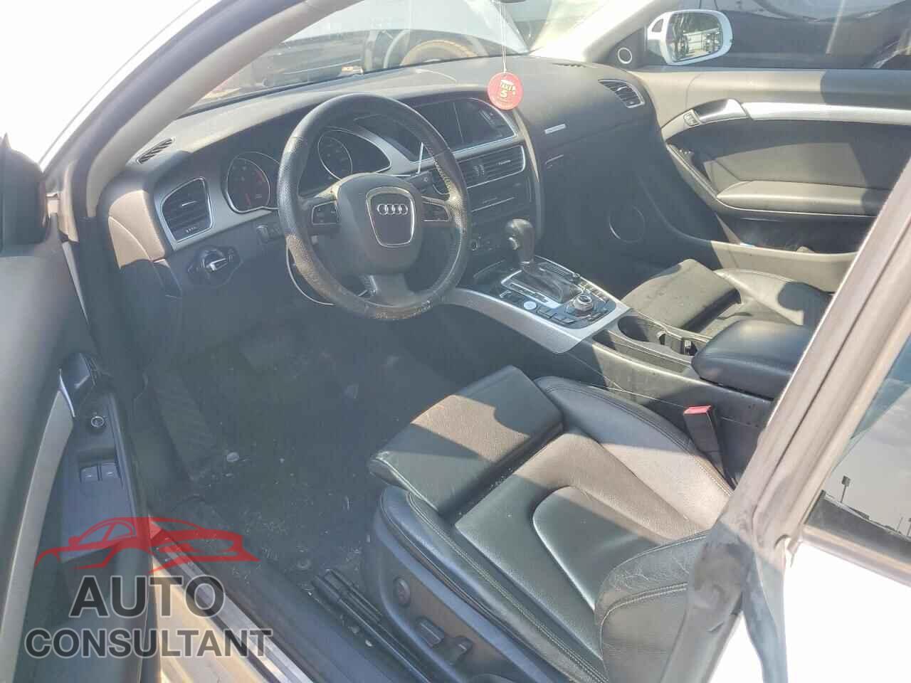 AUDI A5 2012 - WAUVFAFR4CA044661