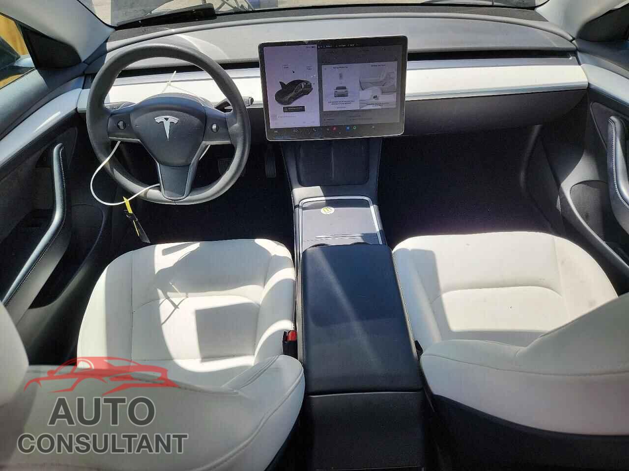 TESLA MODEL 3 2021 - 5YJ3E1EBXMF004448