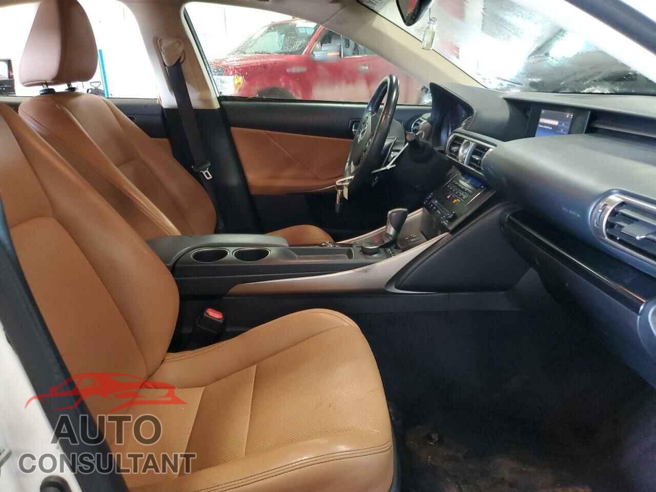 LEXUS IS 2014 - JTHCF1D21E5005990