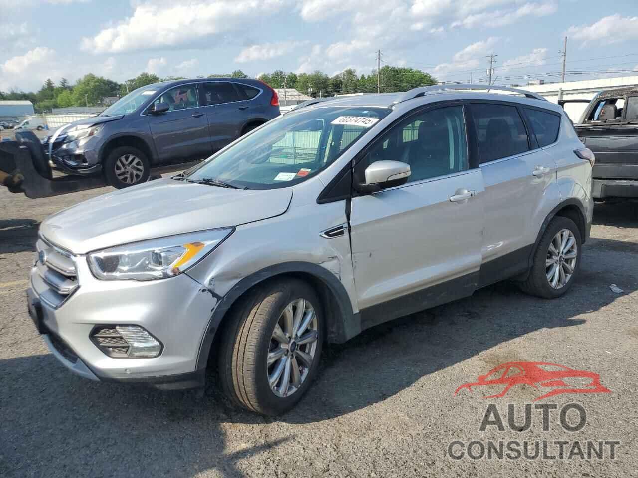 FORD ESCAPE 2017 - 1FMCU9J98HUA58277