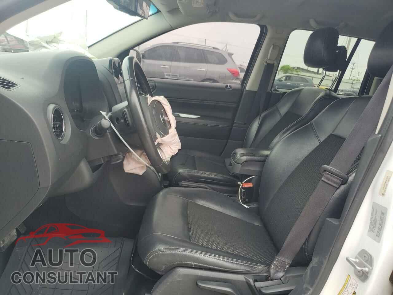 JEEP COMPASS 2016 - 1C4NJCEA4GD614932