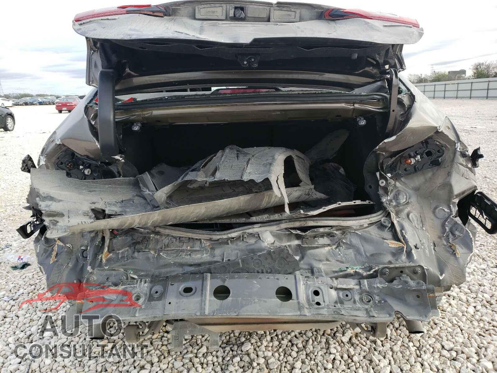MAZDA 3 2017 - 3MZBN1U76HM134850